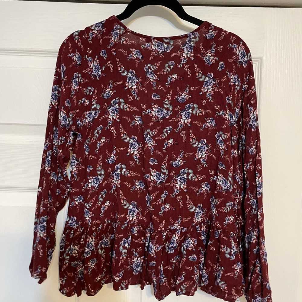 American eagle floral top